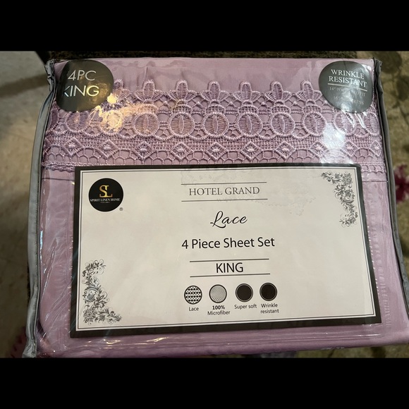 4-Piece Lace King-Size Sheet Set in Lavender! - Picture 4 of 7